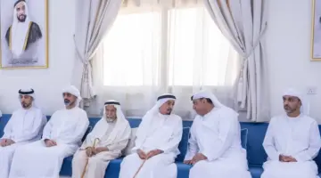 النعيمي وولي عهده يؤديان واجب العزاء في وفاة خلفان القمزي